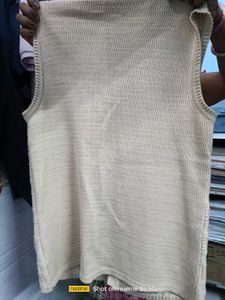 Cream Knit Sleeveless Sweater Vest