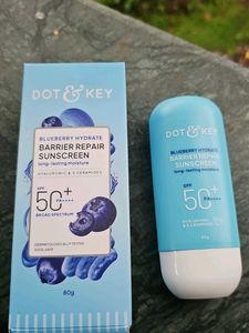 DOT & KEY Blueberry Sunscreen SPF 50+