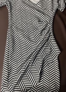 Unique Black &amp; White Geometric Print Mini Dress