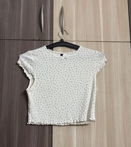 12 H&M Jersey Ribbon top