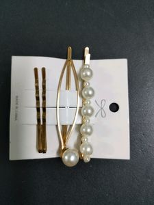 Juicy Classic Eyeshadow and Primer &amp; Classic Pearl Clips Pieces Combo