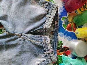 Light Wash Distressed Jeans