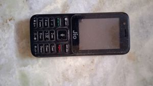 I Am Selling 3 Phones