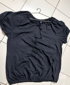 Black Puff Sleeve Top