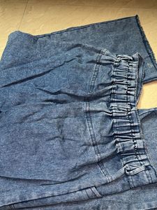 Wide Leg Denim Jeans with torn style borders