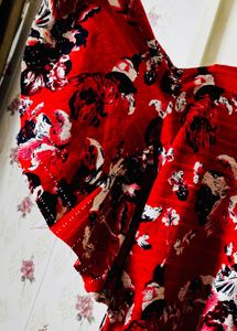 Chic Red Floral Print Bell Sleeve Top