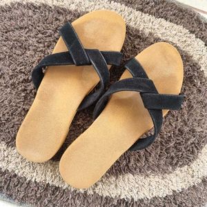 Black Cross Strap  flats