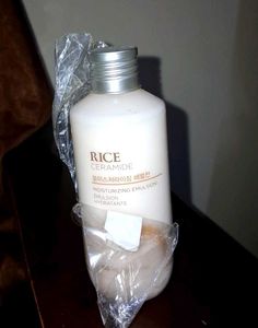 The Face shop Rice Ceramide Moisturizing Emulsion