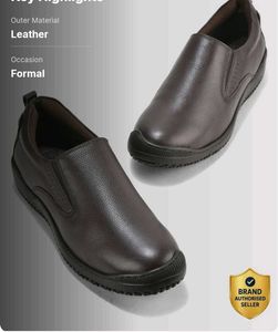 Men's Leather Slip on size 9 👟
