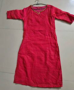 Elegant Red Rose Striped Kurta
