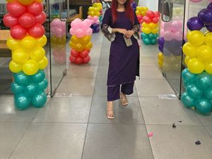 Women Floral Embroidered Kurta Set