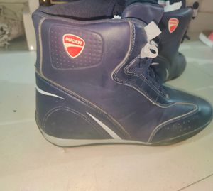 Ducati Men's Casual Shoes. Like New. No Coins