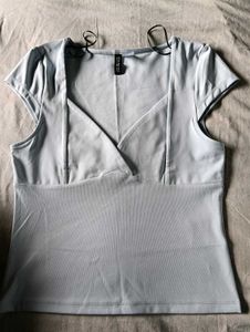 Chic Light Blue V-Neck Top
