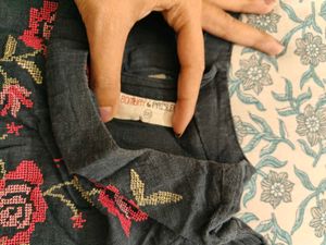 Bombay paisley Cute embroidered top