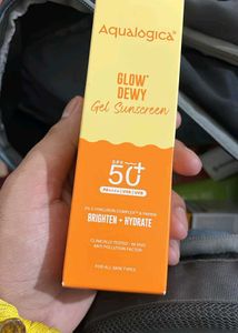 Aqualogica Glow Dewy Gel Sunscreen SPF 50