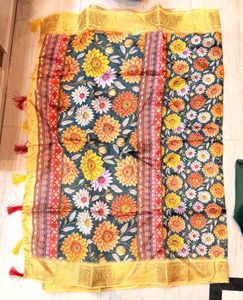 brand new Vibrant saree with blouse piece