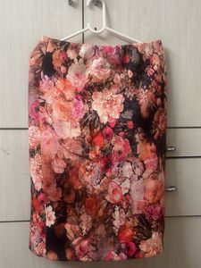 Vintage Floral Print Midi Skirt