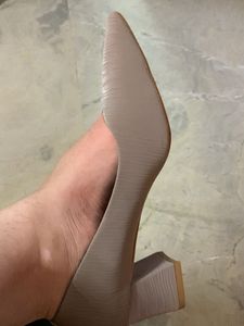 Chic Pointed Toe Flats - Grey