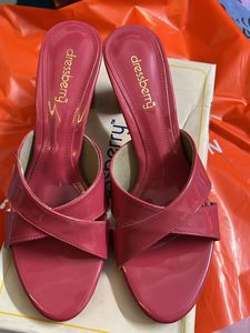 DressBerry Pink Criss-Cross Heels