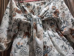 Floral Print Tie-Front Top