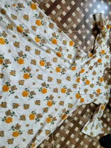 a cute women frock