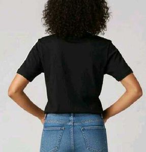 Lion Graphic T-Shirt