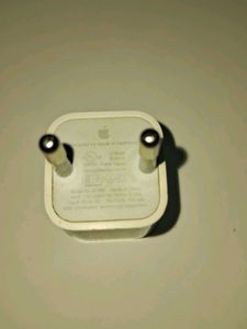 Apple Power Adapter pick up 1