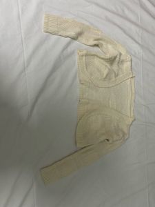Chic White Knit Spegatti &amp; Shrug Combo