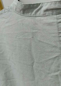 Lightweight Cropped Button-Up Shirt
