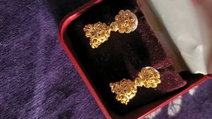 Assorted Women's Jewelry &amp; Accessories Bundle