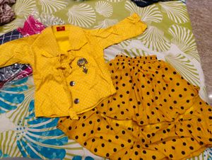 New Cute Yellow Polka Dot Skirt Set