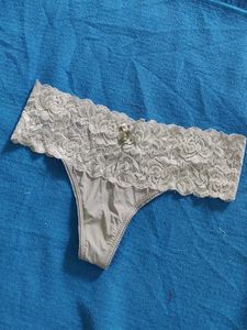 Lavieen rose Lace Trim Thong Panty
