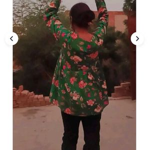 Elegant Floral Print Kurta