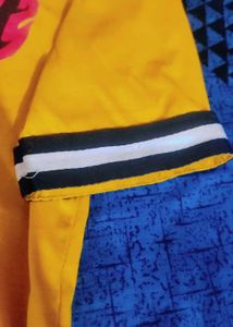 Men's Yellow Graphic T-Shirt