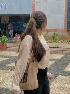 Casual Beige Hooto bag