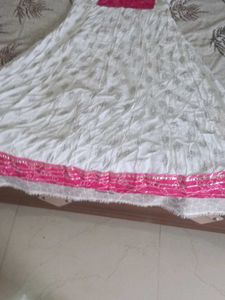 Elegant White &amp; Pink Anarkali