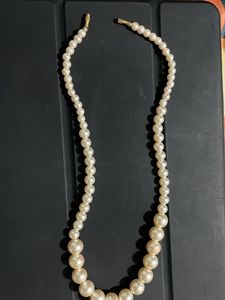 pearl necklace