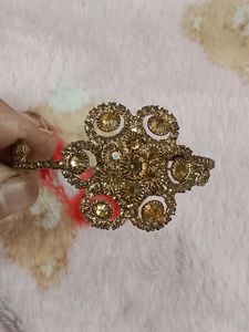 Exquisite Vintage-Inspired Rhinestone Ring and Bra