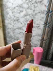 Maybelline serum wild card Matte Lipstick