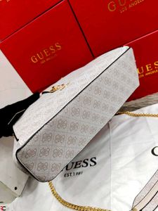 Guess slingbags