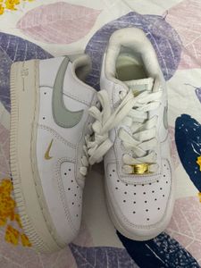 nike air sneakers