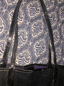 metro city Chic Black Leather Tote Bag