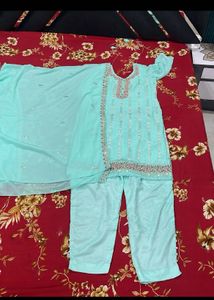 Elegant Mint Green Embellished Kurta Set