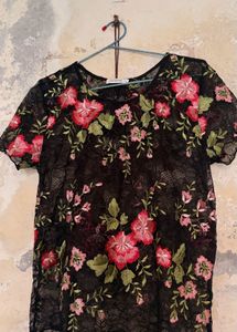 Chic Floral Lace Top
