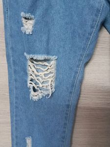 Women Ripped Jeans