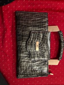 Chic Metallic Crocodile Clutch
