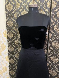 Classy Black Tube  Gown