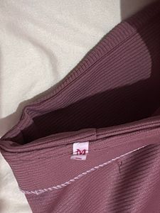 Chic Ribbed Mini Skirt