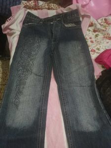 Shaded Jeans with Hand Fabric Paint
