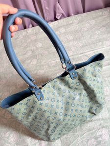 Stylish Tote Bag